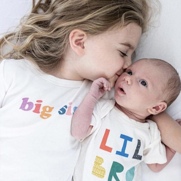 BIG SIS ORGANIC TEE (2) - Baby Bunnies