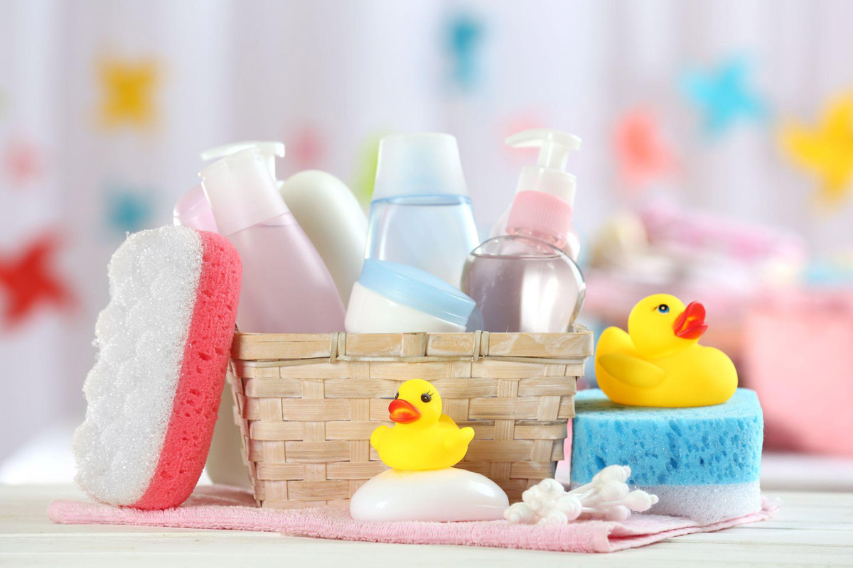 Immersing Into Parenthood- 4 Safety Tips For Bathing Babies